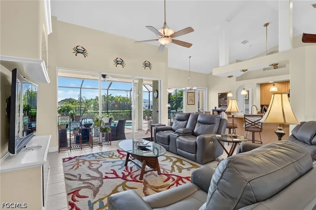 2547 SW 5th Avenue Cape Coral FL 33914