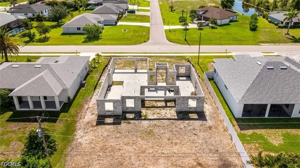 428 SW 28th Avenue Cape Coral FL 33991