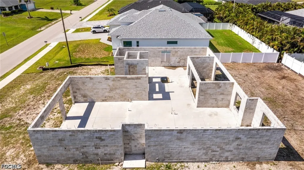 428 SW 28th Avenue Cape Coral FL 33991