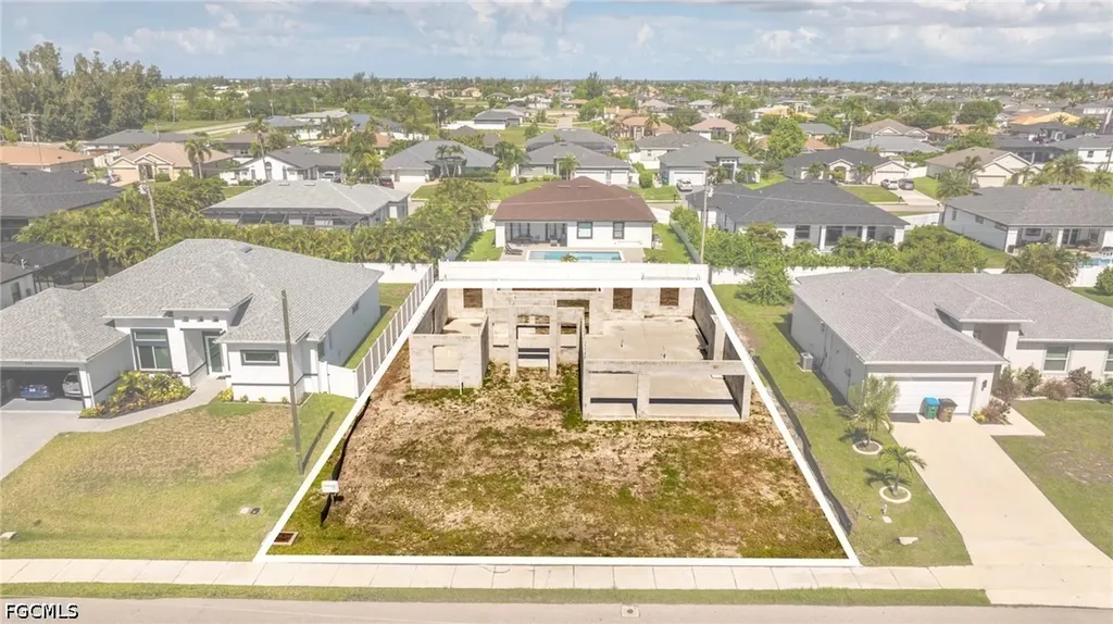 428 SW 28th Avenue Cape Coral FL 33991