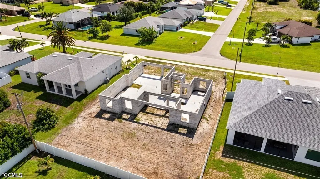 428 SW 28th Avenue Cape Coral FL 33991