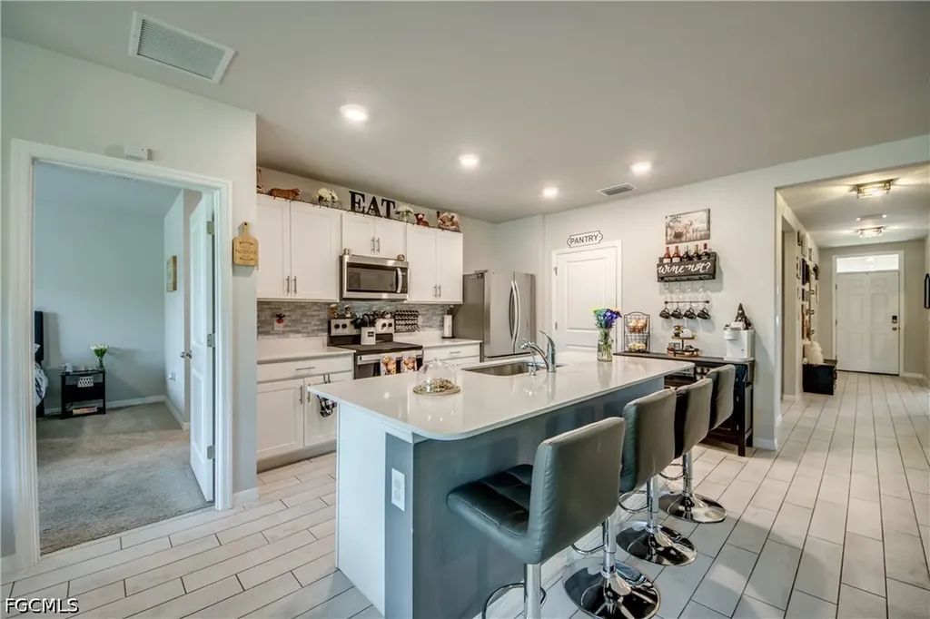 2532 NW 7th Street Cape Coral FL 33993