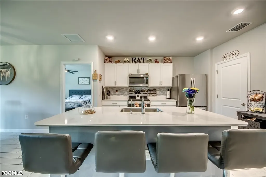 2532 NW 7th Street Cape Coral FL 33993