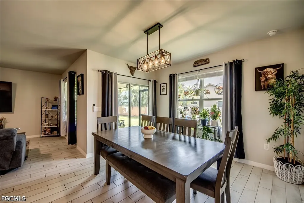 2532 NW 7th Street Cape Coral FL 33993