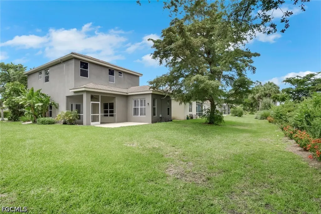 8995 Spring Mountain Way Fort Myers FL 33908