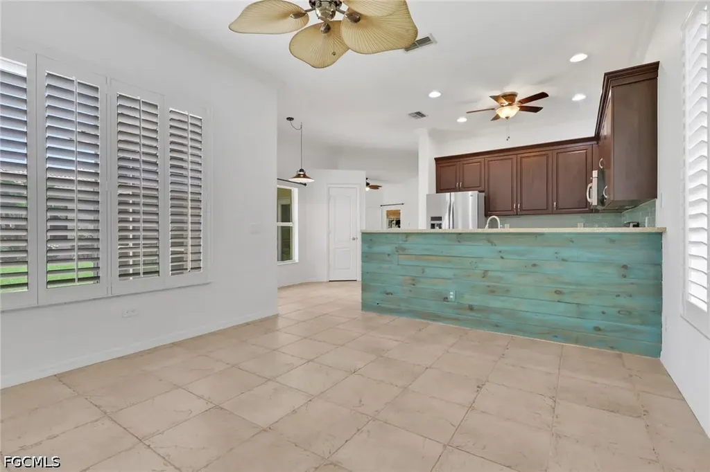 8995 Spring Mountain Way Fort Myers FL 33908