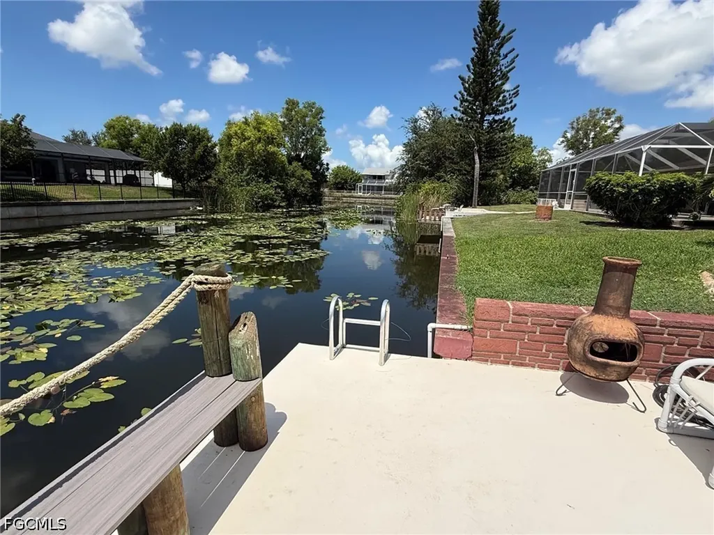 210 SE 1st Terrace Cape Coral FL 33990