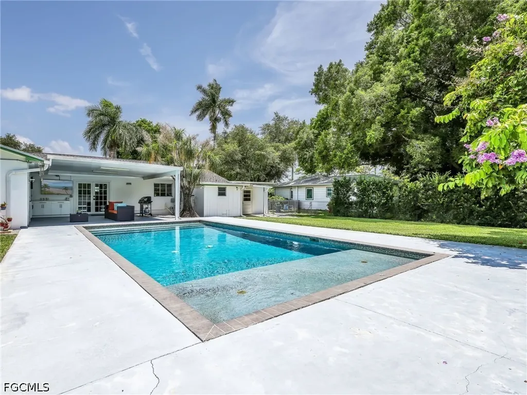 1645 Ardmore Road Fort Myers FL 33901