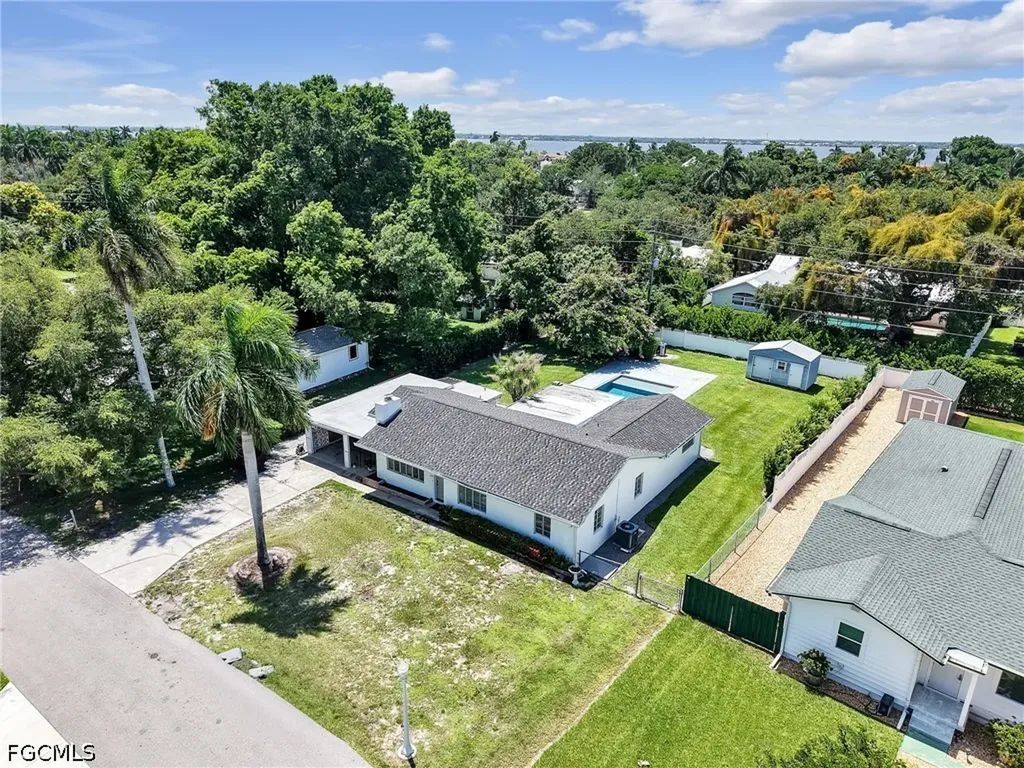 1645 Ardmore Road Fort Myers FL 33901