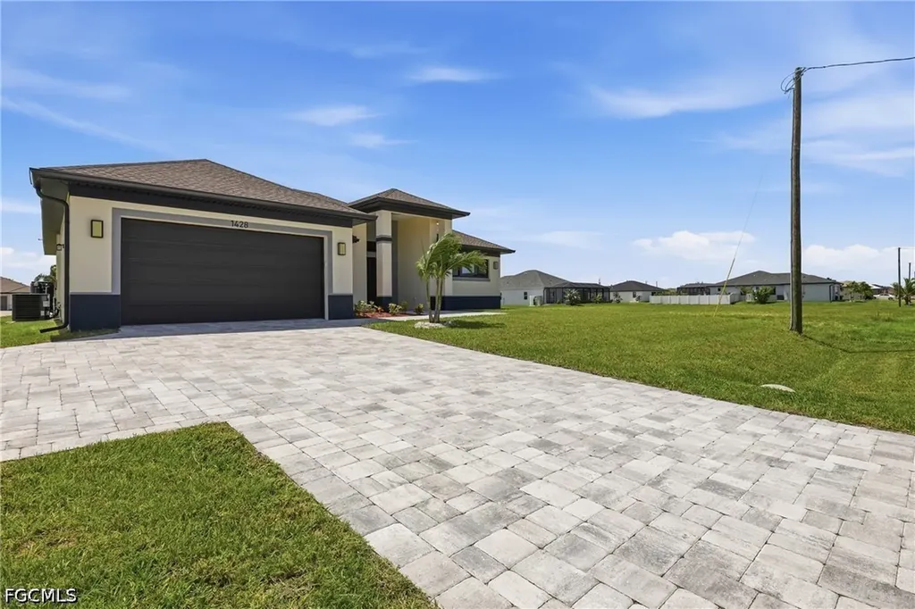 1428 Old Burnt Store Road N Cape Coral FL 33993