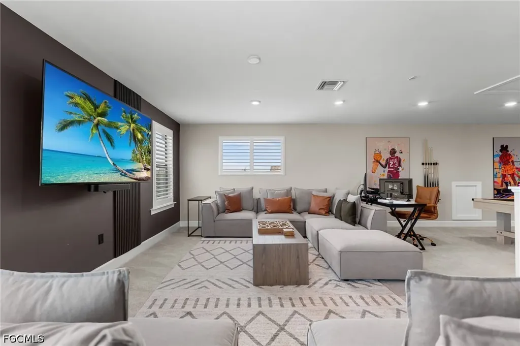 17551 Elkgrove Lane Estero FL 33928