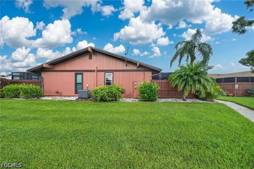 15451 Crystal Lake Drive North Fort Myers FL 33917
