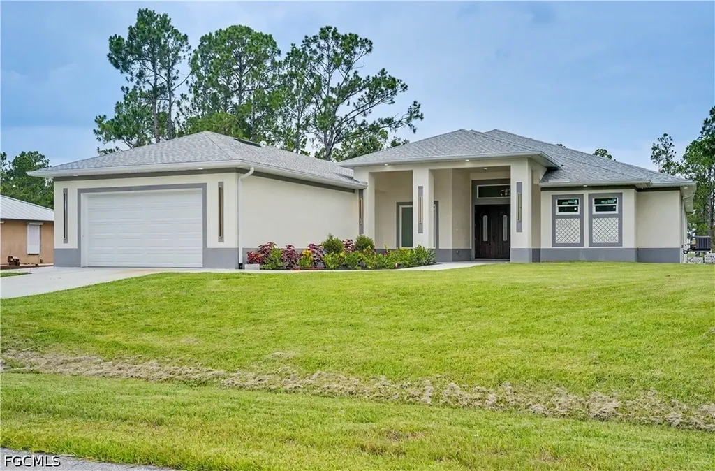 1113 Leroy Avenue Lehigh Acres FL 33972