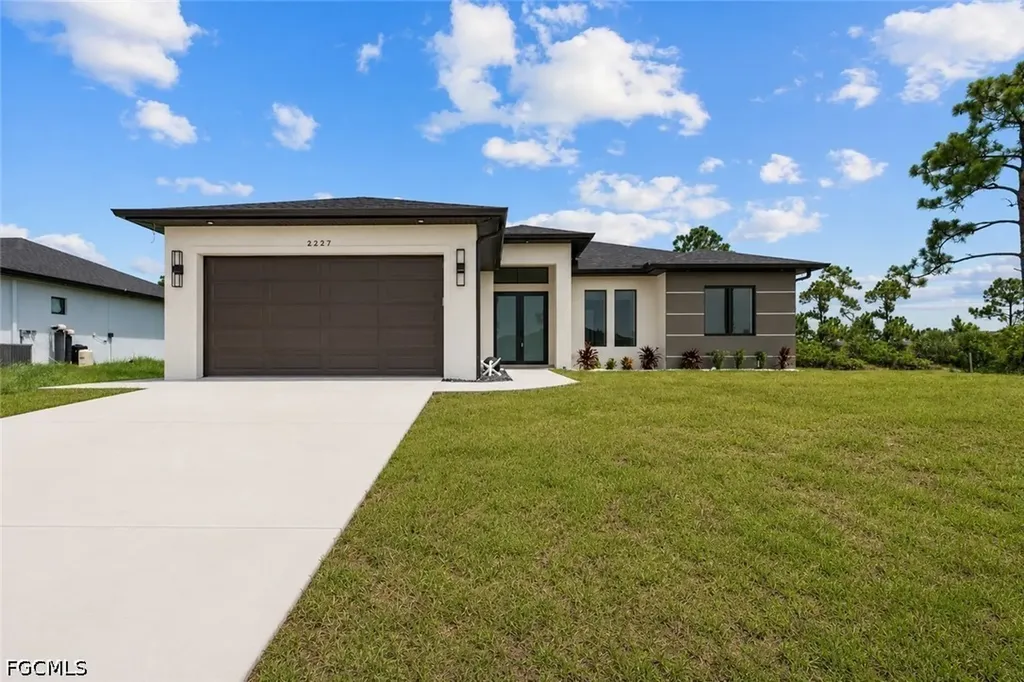 2227 NW 30th Street Cape Coral FL 33993