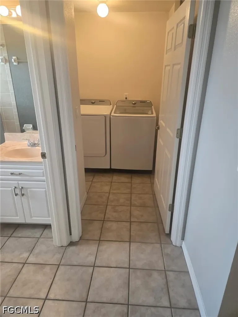 838 SW 47th Terrace Cape Coral FL 33914