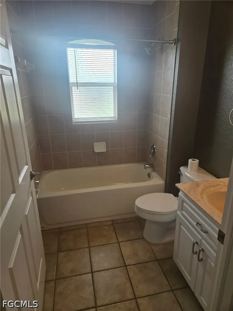 838 SW 47th Terrace Cape Coral FL 33914