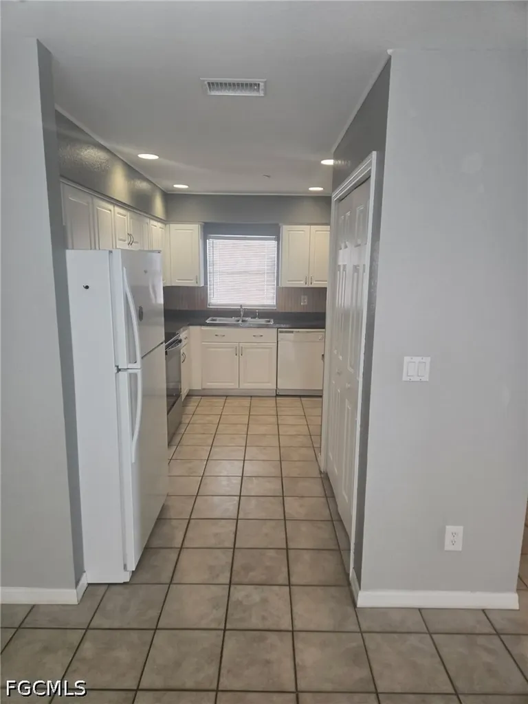838 SW 47th Terrace Cape Coral FL 33914
