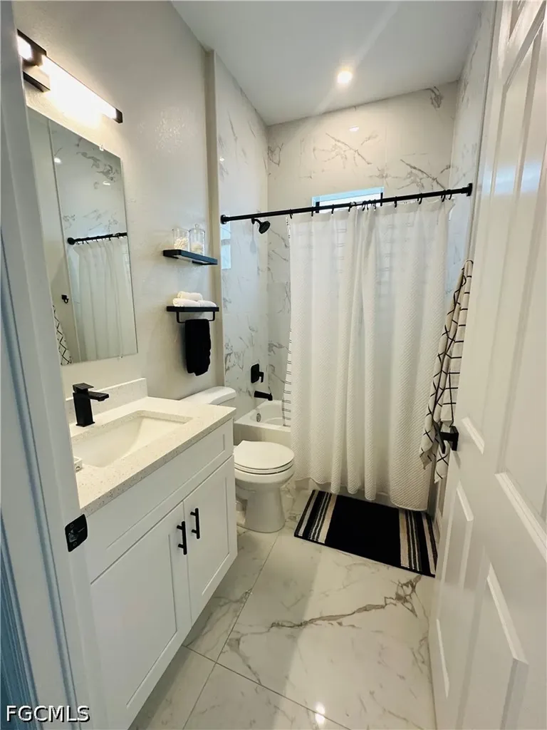 613 Hibiscus Avenue Lehigh Acres FL 33972