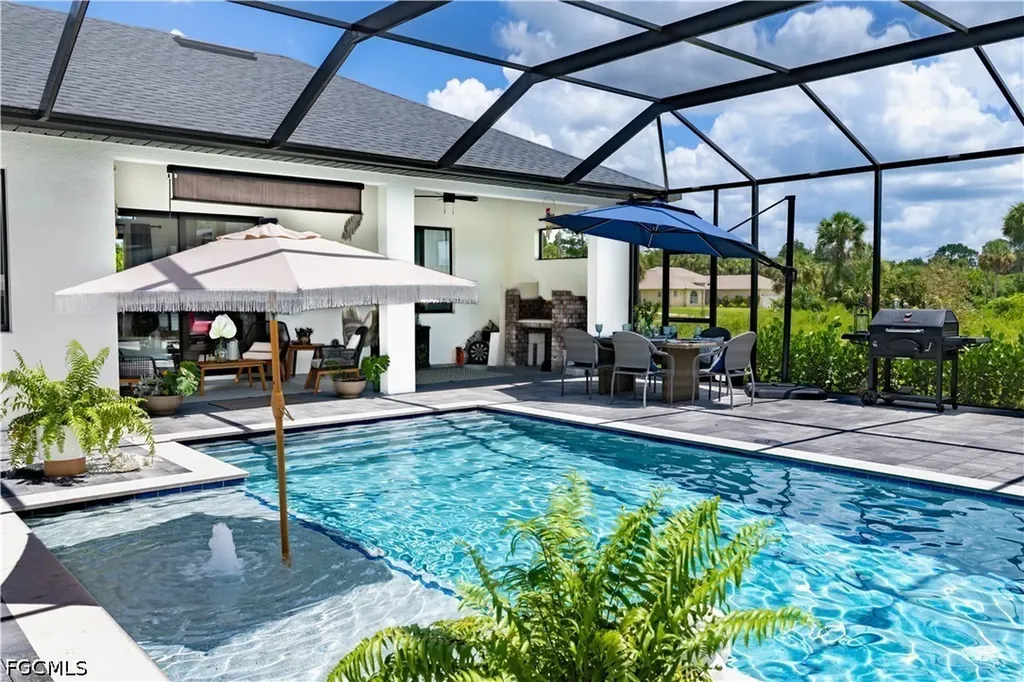 613 Hibiscus Avenue Lehigh Acres FL 33972
