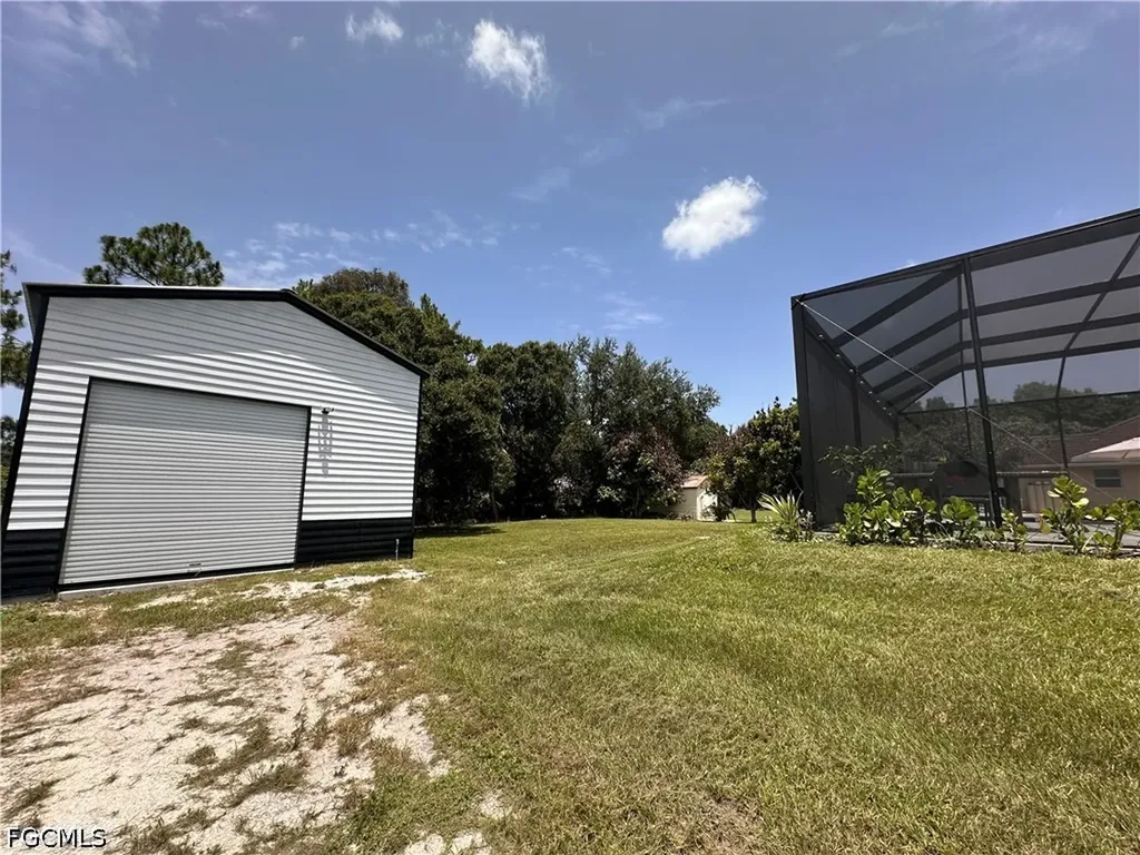 613 Hibiscus Avenue Lehigh Acres FL 33972
