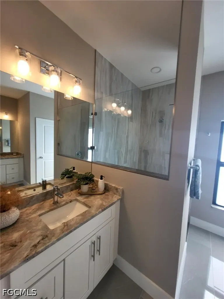 341 NW 7th Avenue Cape Coral FL 33993