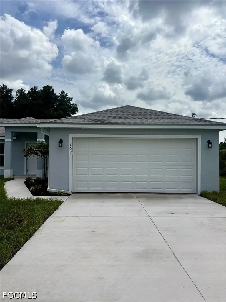709 Ledge Street Lehigh Acres FL 33972