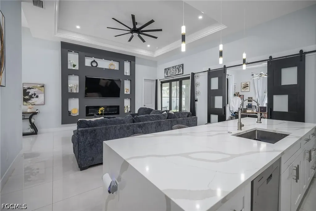 920 SE 15th Terrace Cape Coral FL 33990