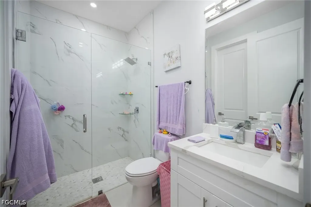 920 SE 15th Terrace Cape Coral FL 33990