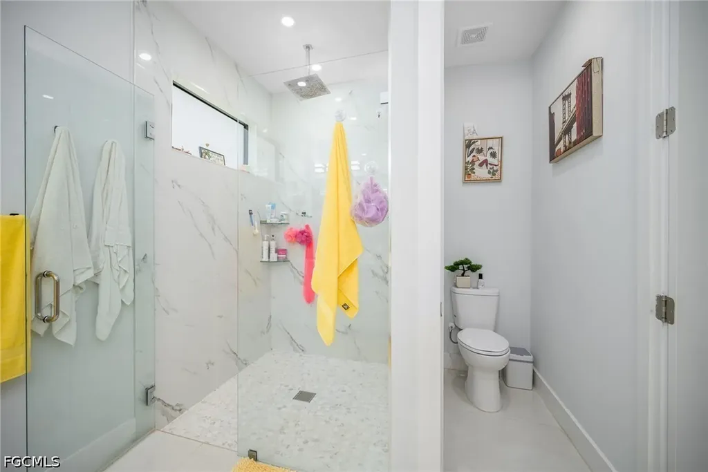 920 SE 15th Terrace Cape Coral FL 33990