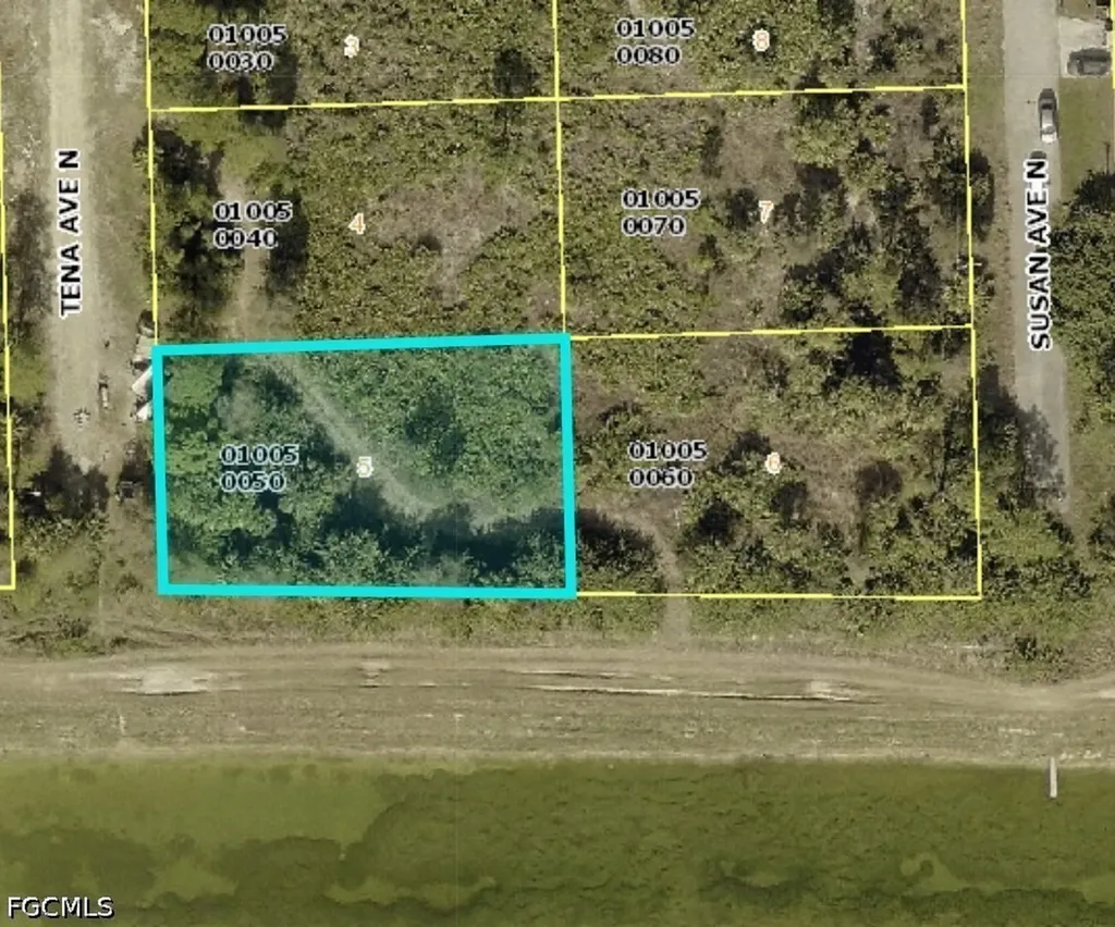 6000 Tena Avenue N Lehigh Acres FL 33971