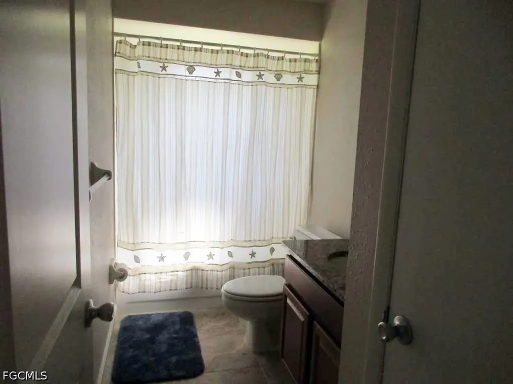1510 SE 11th Place Cape Coral FL 33990