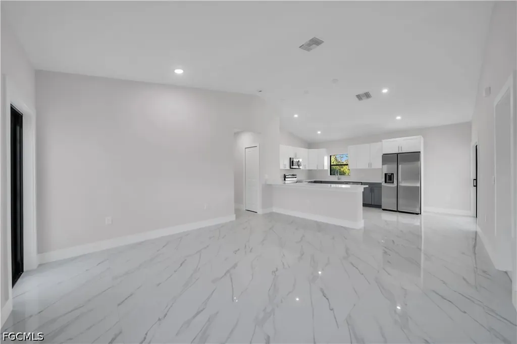 644 Woodcrest Drive Lehigh Acres FL 33972