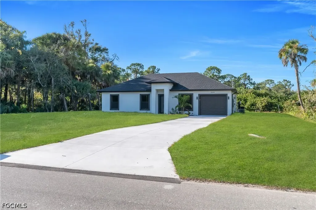 644 Woodcrest Drive Lehigh Acres FL 33972