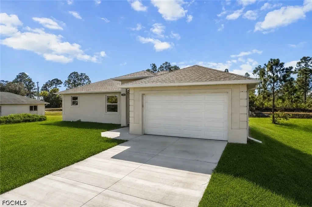 1252 Edna Street E Lehigh Acres FL 33974