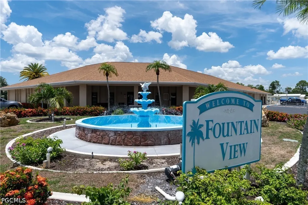 183 Caravan Circle North Fort Myers FL 33903
