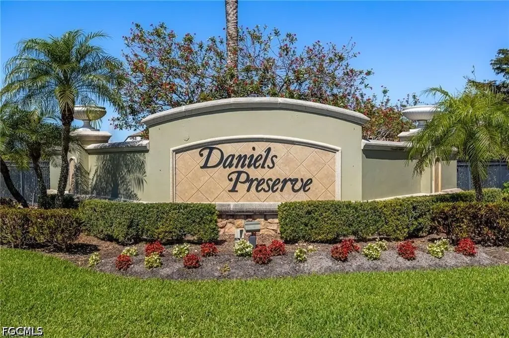 12074 Country Day Circle Fort Myers FL 33913