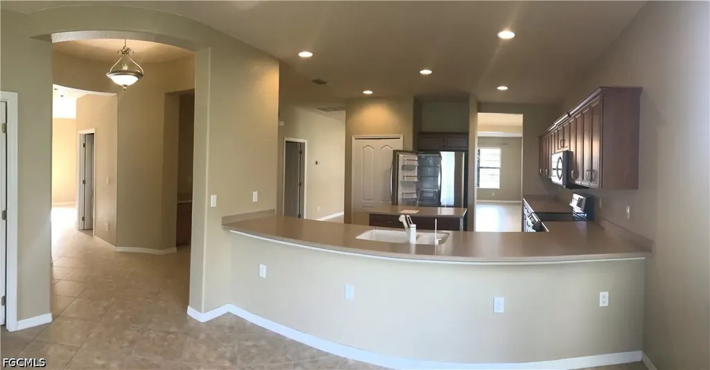 12074 Country Day Circle Fort Myers FL 33913