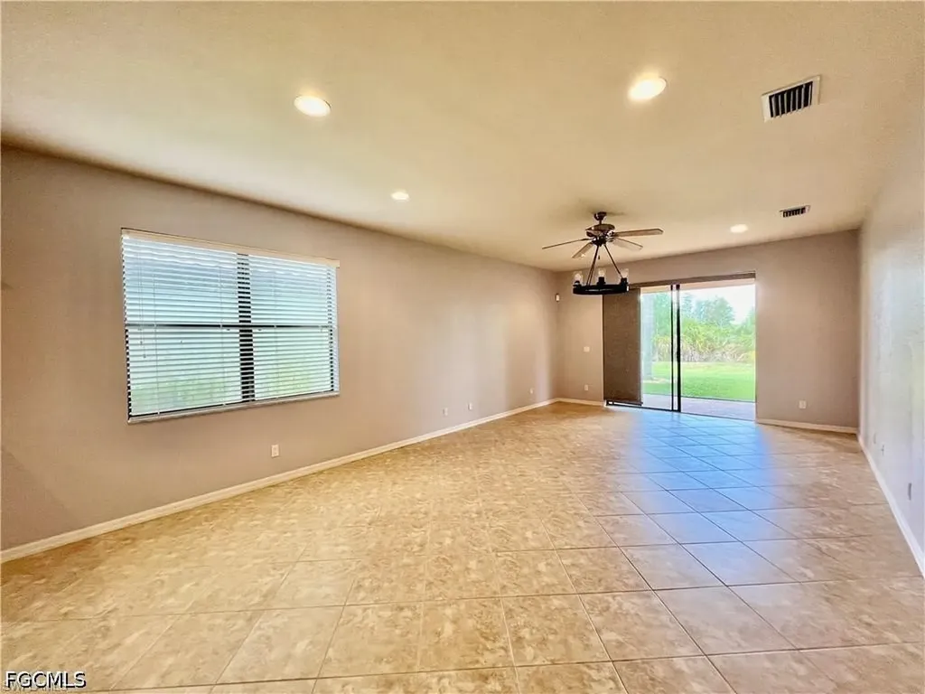 12074 Country Day Circle Fort Myers FL 33913