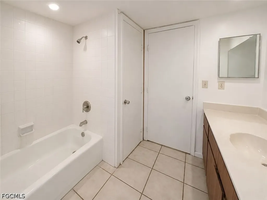 4440 Orchid Boulevard Cape Coral FL 33904