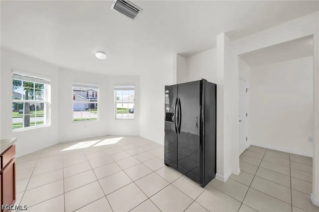 3477 Acapulco Circle Cape Coral FL 33909