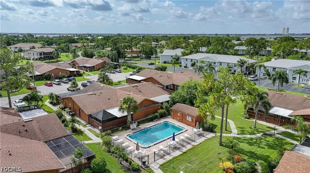 5625 Foxlake Drive North Fort Myers FL 33917