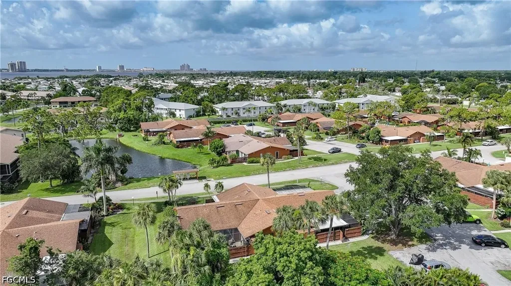 5625 Foxlake Drive North Fort Myers FL 33917