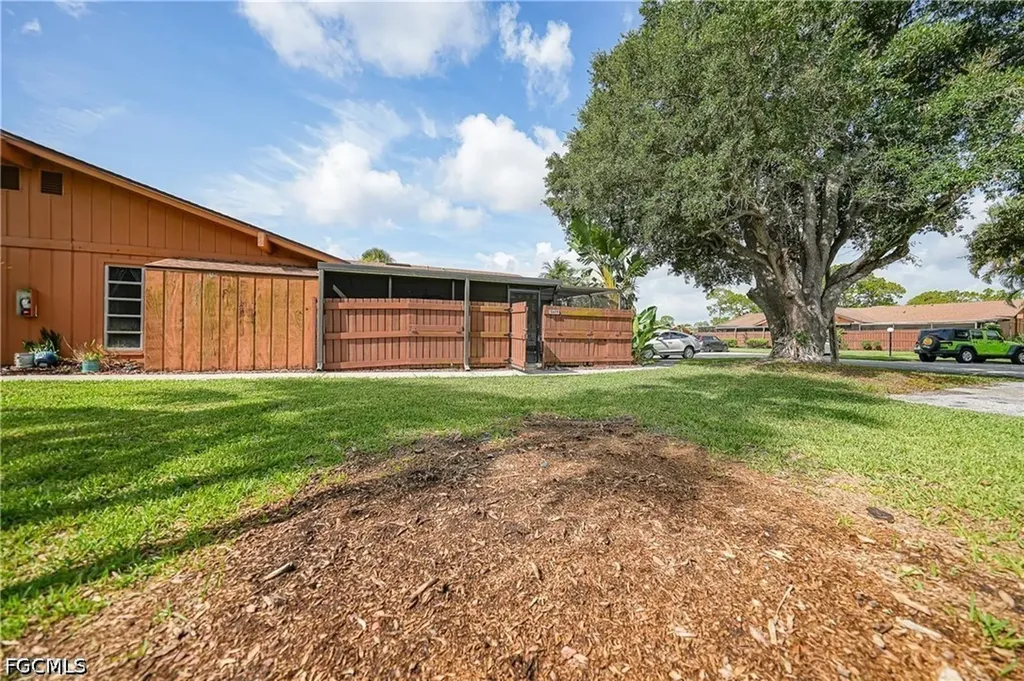 5625 Foxlake Drive North Fort Myers FL 33917
