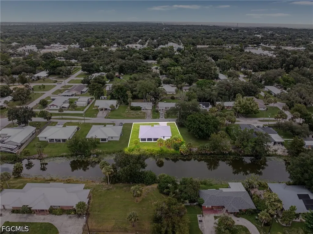 335 4th Avenue Labelle FL 33935
