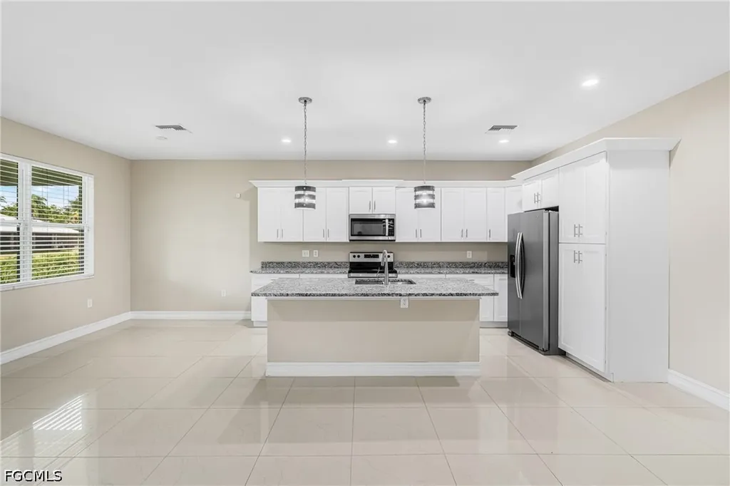 335 4th Avenue Labelle FL 33935
