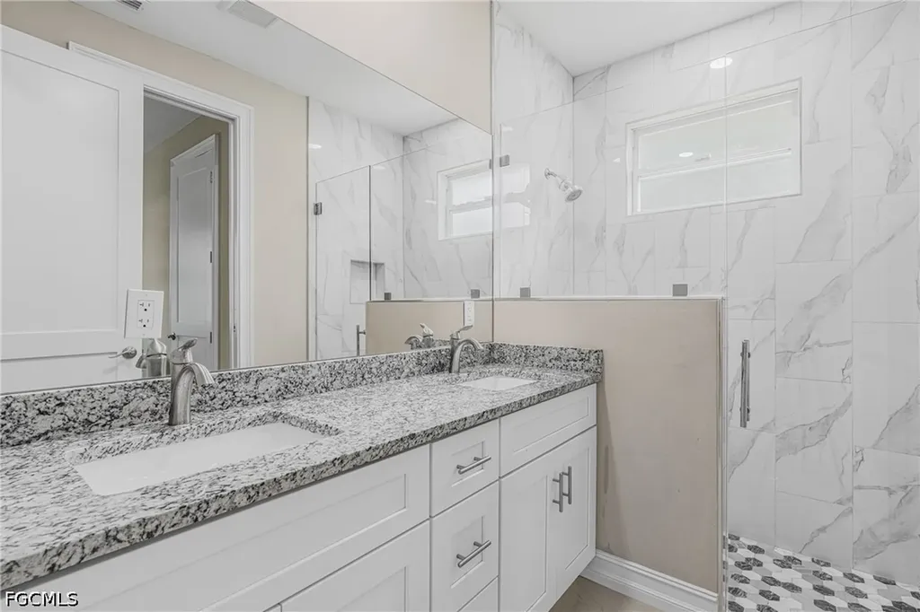 335 4th Avenue Labelle FL 33935