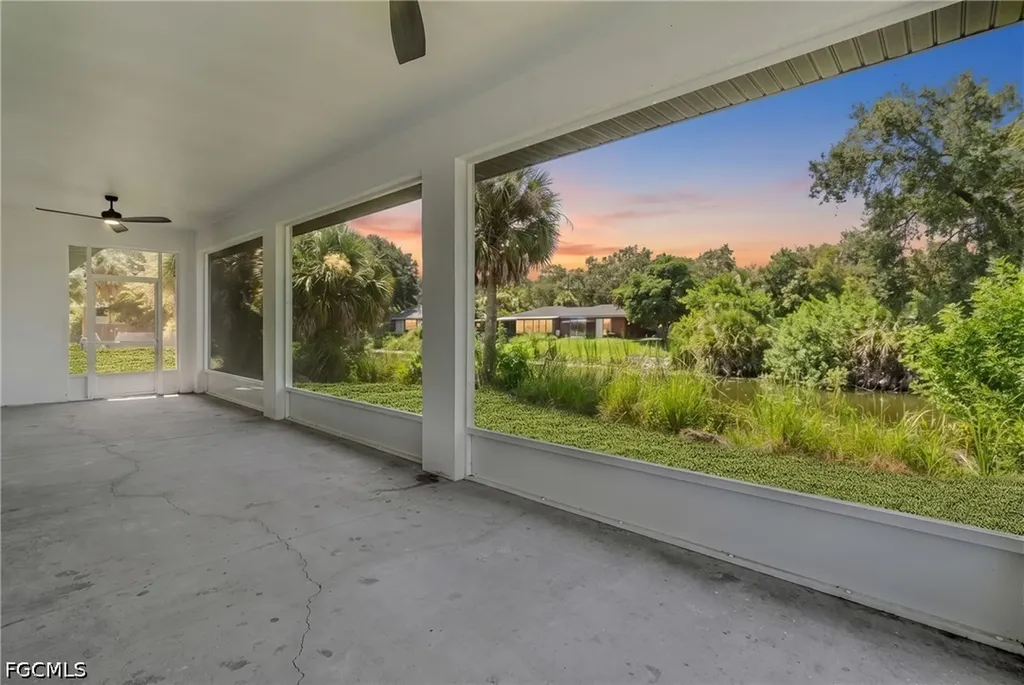 335 4th Avenue Labelle FL 33935