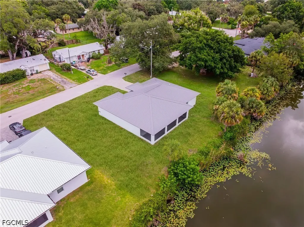 335 4th Avenue Labelle FL 33935