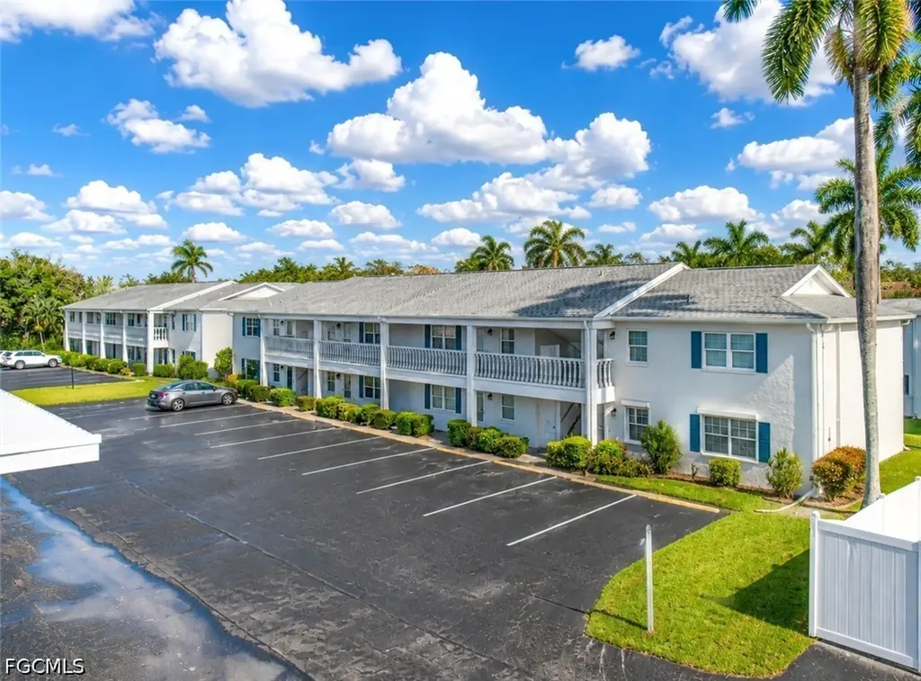Fort Myers FL, 1830 Brantley Road, Unit I7