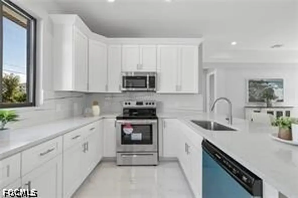 1508 NE 35th Lane Cape Coral FL 33909